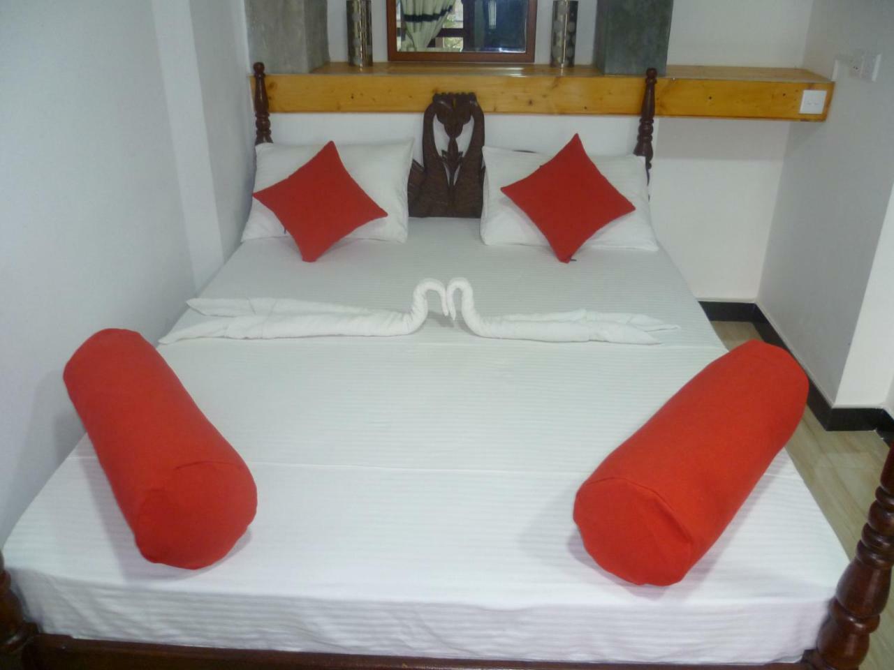 The Villa Sun Shine Batepola  Экстерьер фото